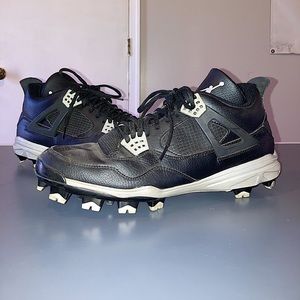 Black Jordan 4 molded baseball cleats